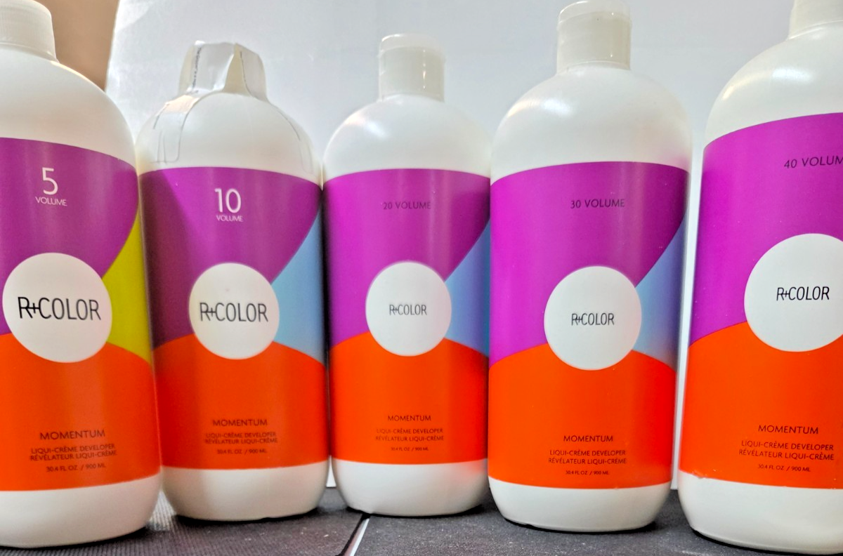R+COLOR MOMENTUM~ LIQUI-CREME DEVELOPER *CHOOSE VOLUME* 30.4 fl. oz. Bottle