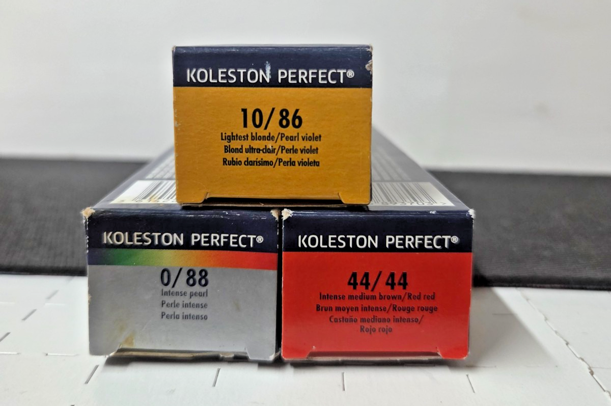 WELLA KOLESTON PERFECT COLLECTION PERMANENT COLOR 2 oz.